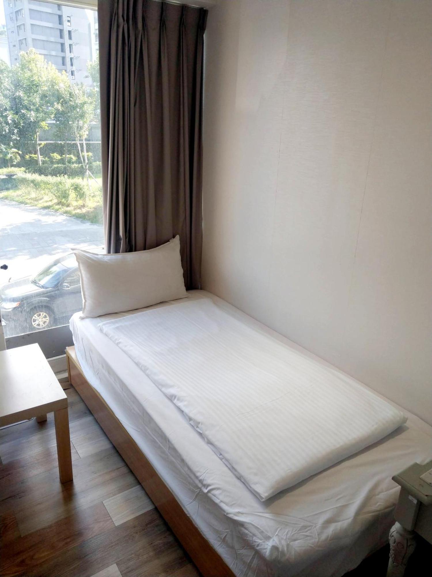 Cheers Loft Self Check-In Hotel Taipéi Exterior foto